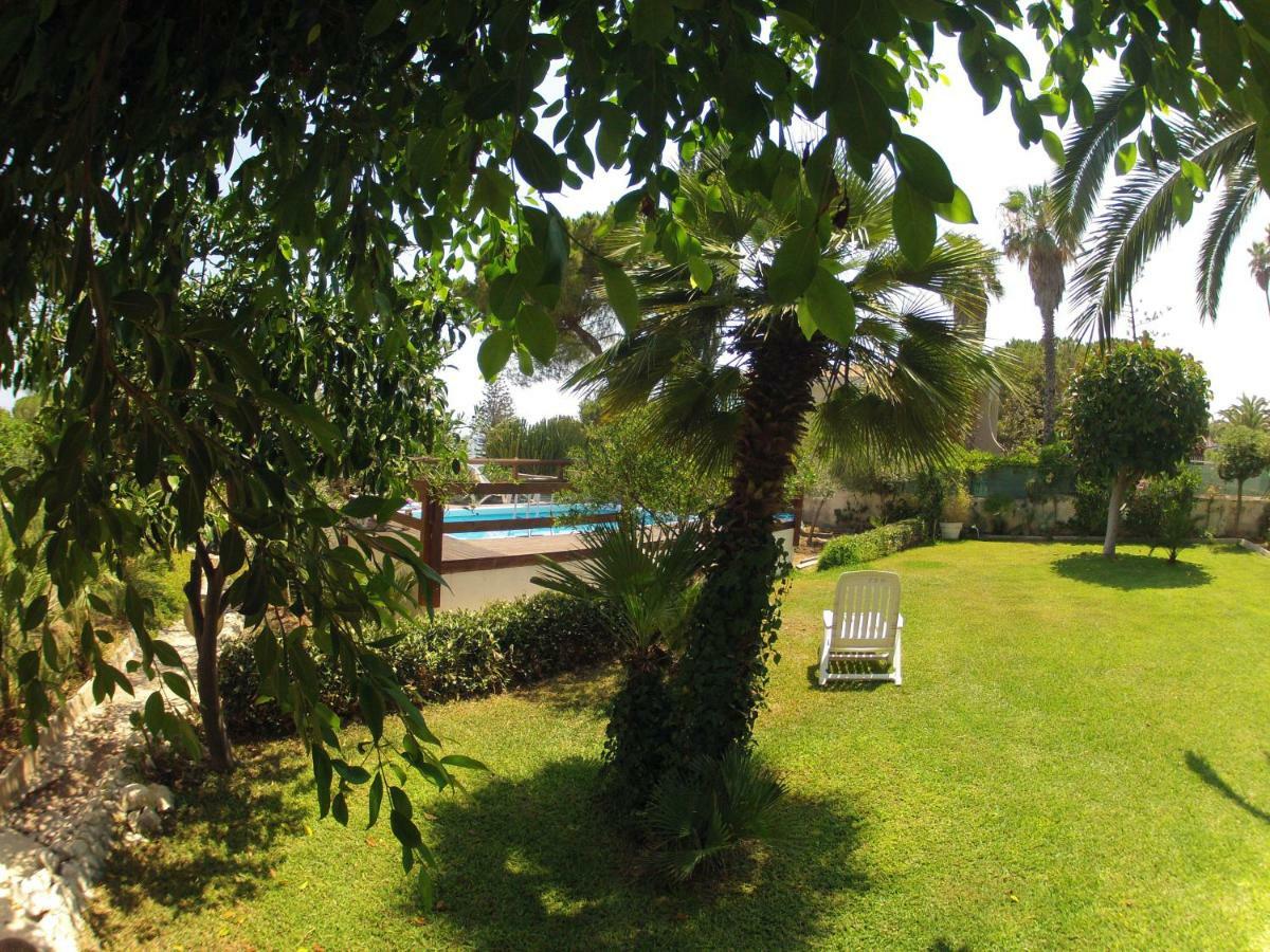 A Due Passi Dal Mare Con Piscina Villa Fontane Bianche Eksteriør bilde